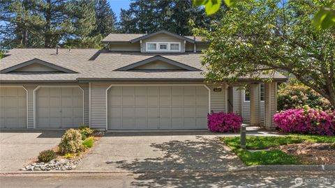 Photo of 6614 113th Place SE, Bellevue, WA 98006 (MLS # 2521393)