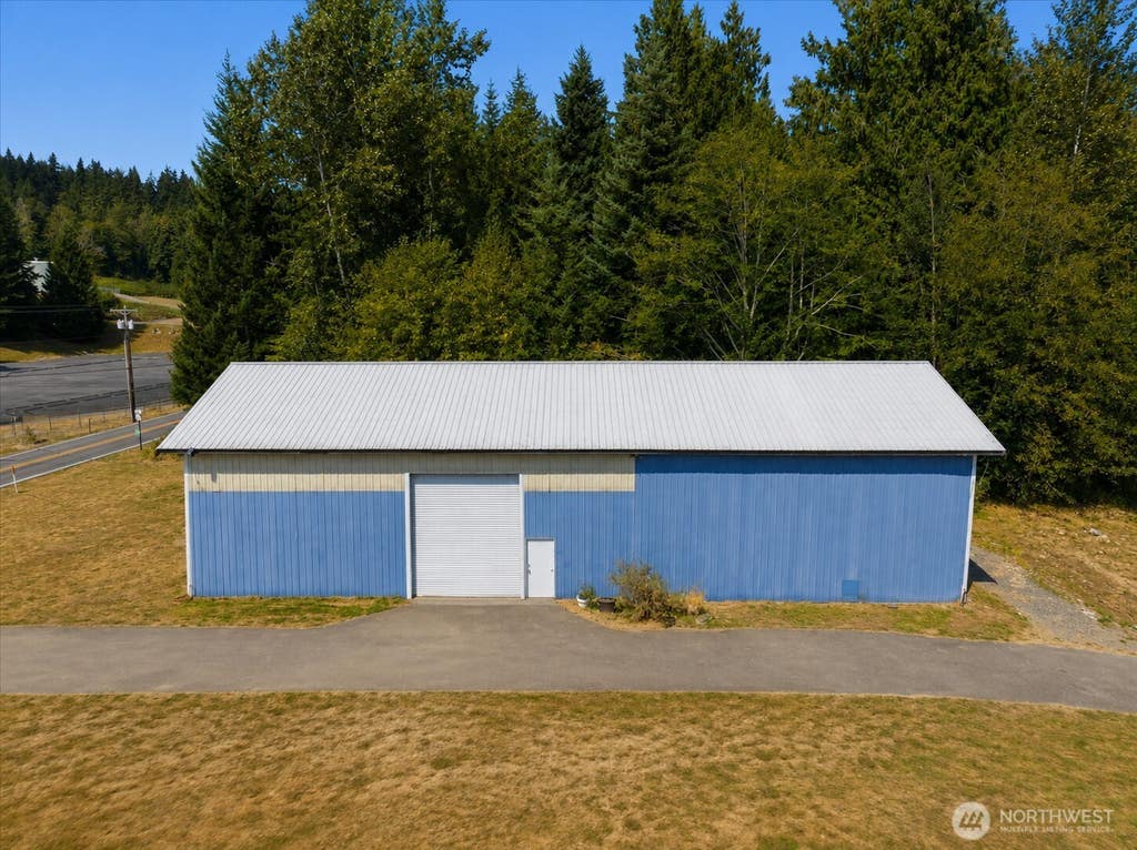 Photo of 407 Lakewood Road, Arlington, WA 98223 (MLS # 2572463)