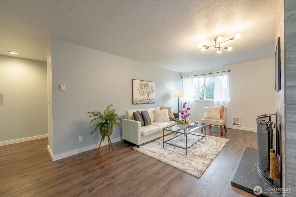 Photo of 4404 Terrace Drive #10, Everett, WA 98203 (MLS # 2458049)