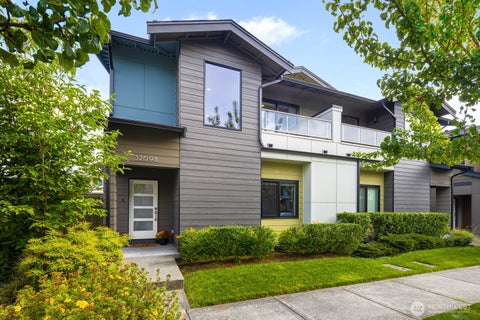 Photo of 32698 Madrona Avenue SE, Black Diamond, WA 98010 (MLS # 2580213)