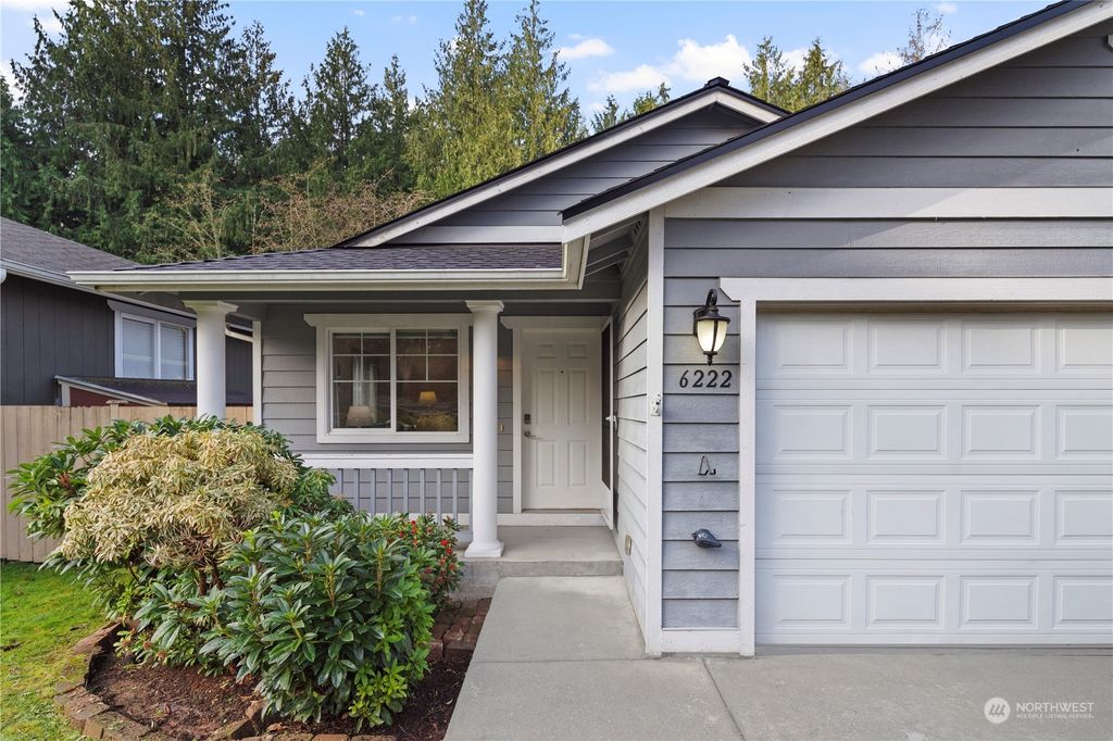 Photo of 6222 77th DR Dr NE, Marysville, WA 98270 (MLS # 2313520)