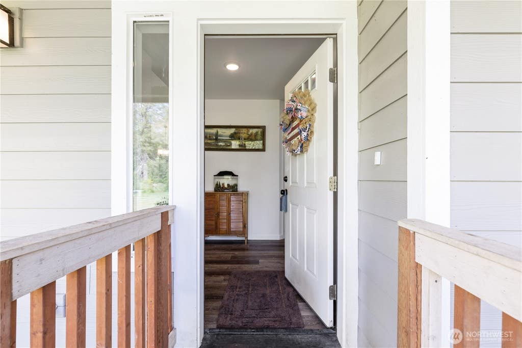 Photo of 15635 Ursula Lane SE, Yelm, WA 98597 (MLS # 2533793)