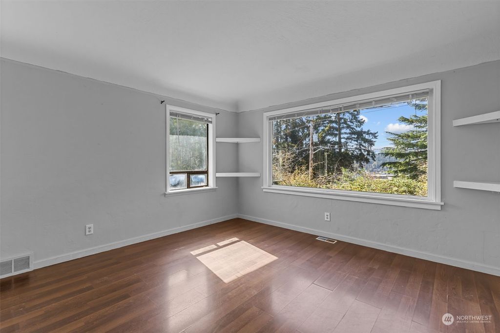 Photo of 6812 Lake Washington Boulevard SE, Newcastle, WA 98056 (MLS # 2296403)