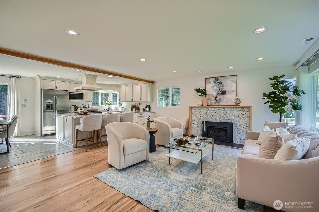 Photo of 14601 24th Avenue SW, Burien, WA 98166 (MLS # 2351702)