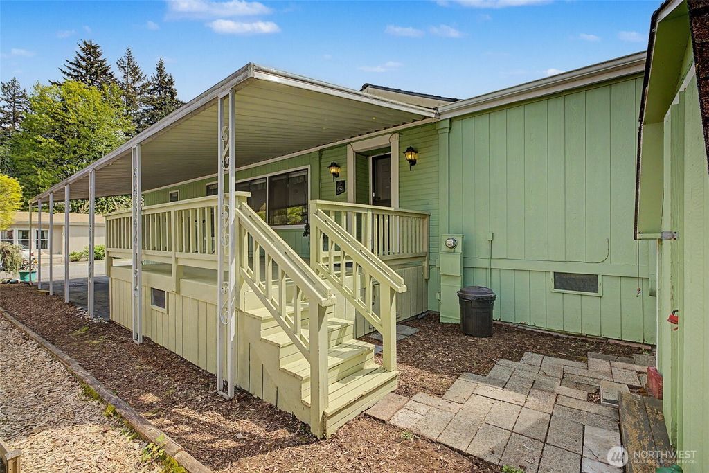 Photo of 5810 Fleming Street #23, Everett, WA 98203 (MLS # 2516503)