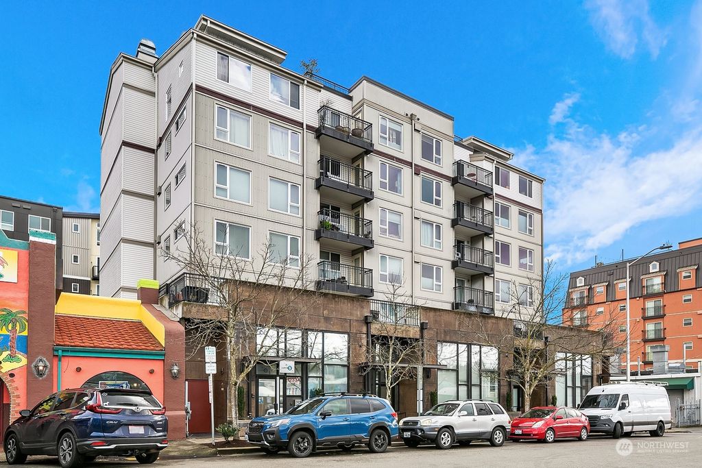 Photo of 12334 31st Avenue NE #504, Seattle, WA 98125 (MLS # 2035065)