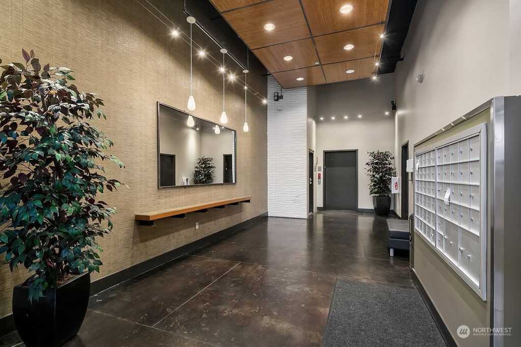 Photo of 12334 31st Avenue NE #504, Seattle, WA 98125 (MLS # 2035065)