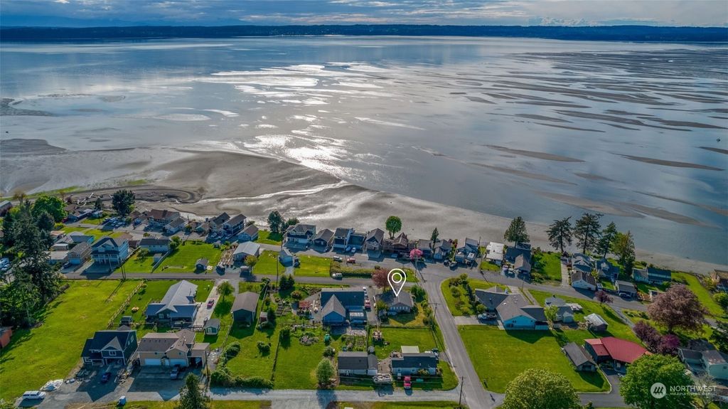 Photo of 9916 188th Street NW, Stanwood, WA 98292 (MLS # 2232969)