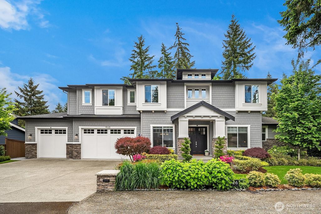 Photo of 1646 106th Avenue SE, Bellevue, WA 98004 (MLS # 2429395)