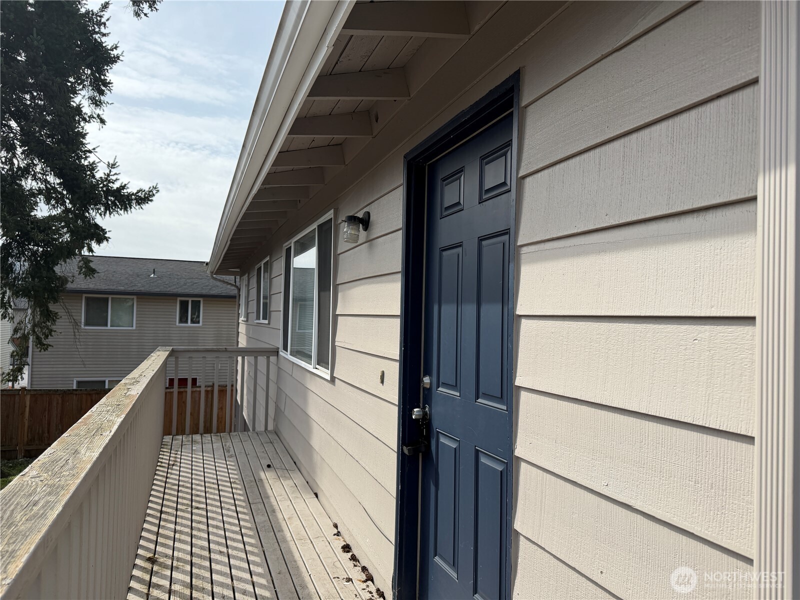 1262 Cedar Avenue 1-4