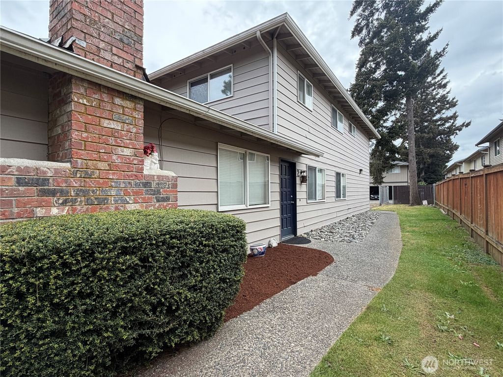 Photo of 1262 Cedar Avenue #1-4, Marysville, WA 98270 (MLS # 2519620)
