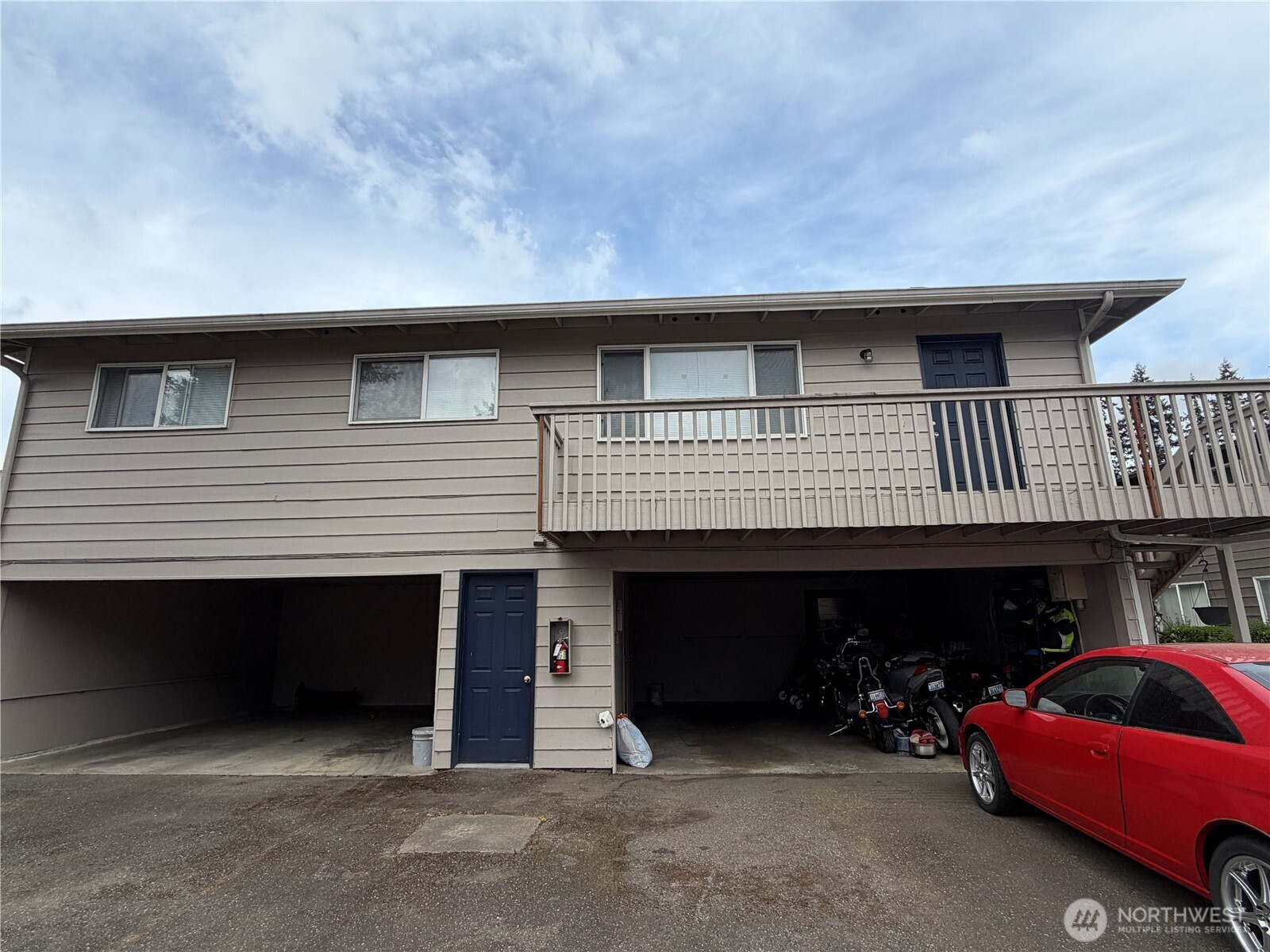 1262 Cedar Avenue 1-4
