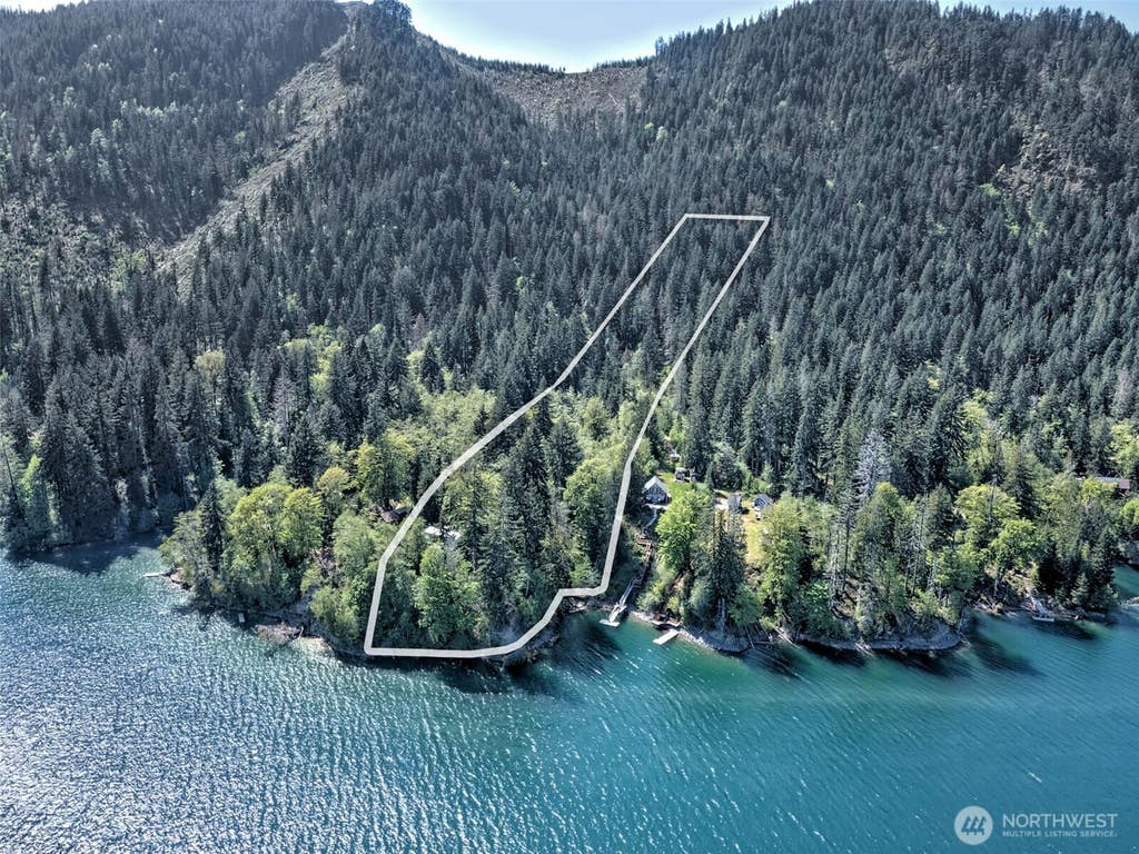 Photo of 2070 W Cushman Ridge Drive, Hoodsport, WA 98548 (MLS # 2562913)