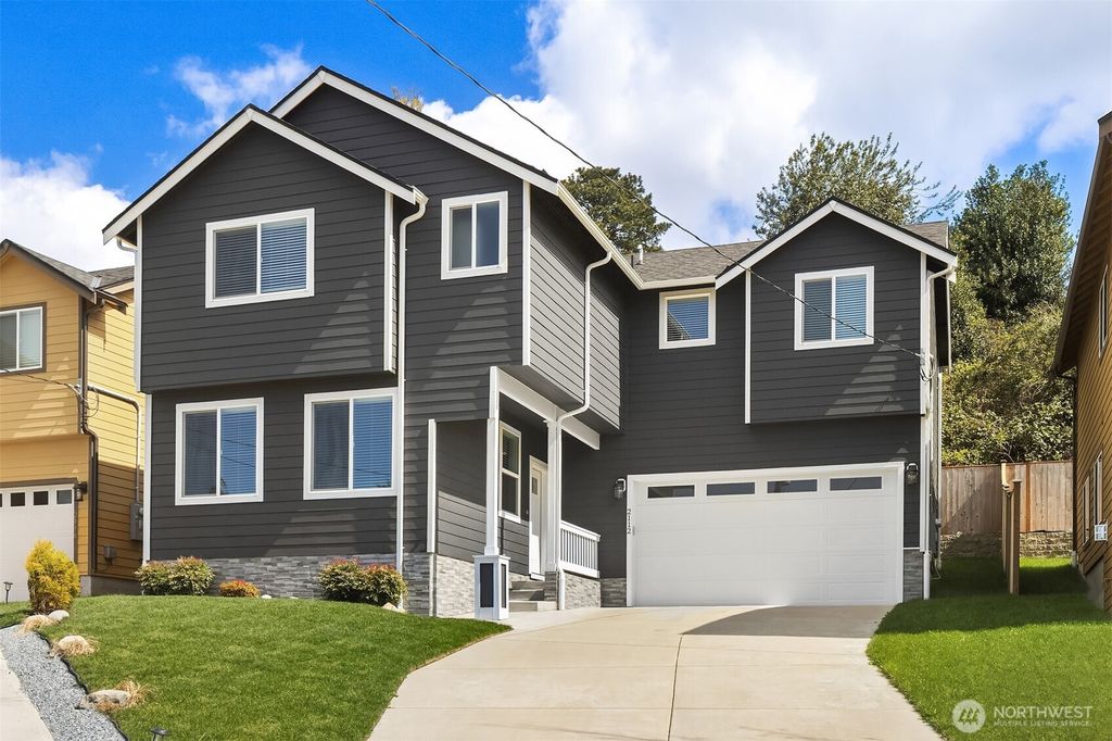 Photo of 2112 SW 103rd Place, Seattle, WA 98146 (MLS # 2504662)