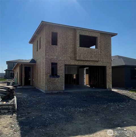 Photo of 1012 NE 9th Avenue, Ephrata, WA 98823 (MLS # 2436506)