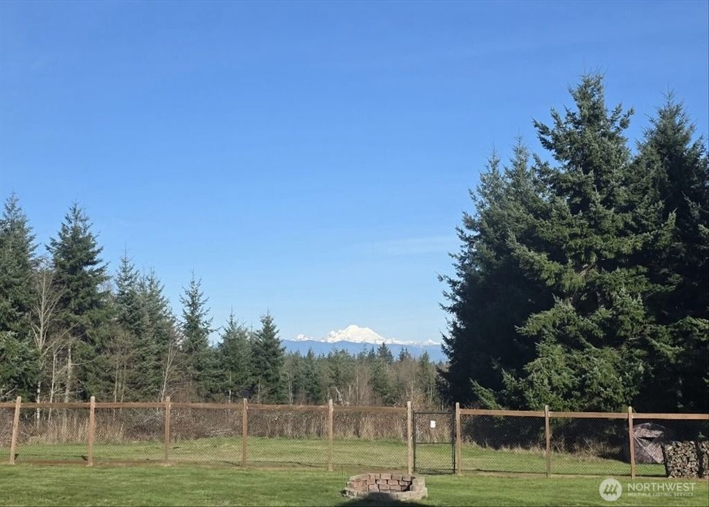 Photo of 1419 Blackberry Lane, Oak Harbor, WA 98277 (MLS # 2479577)