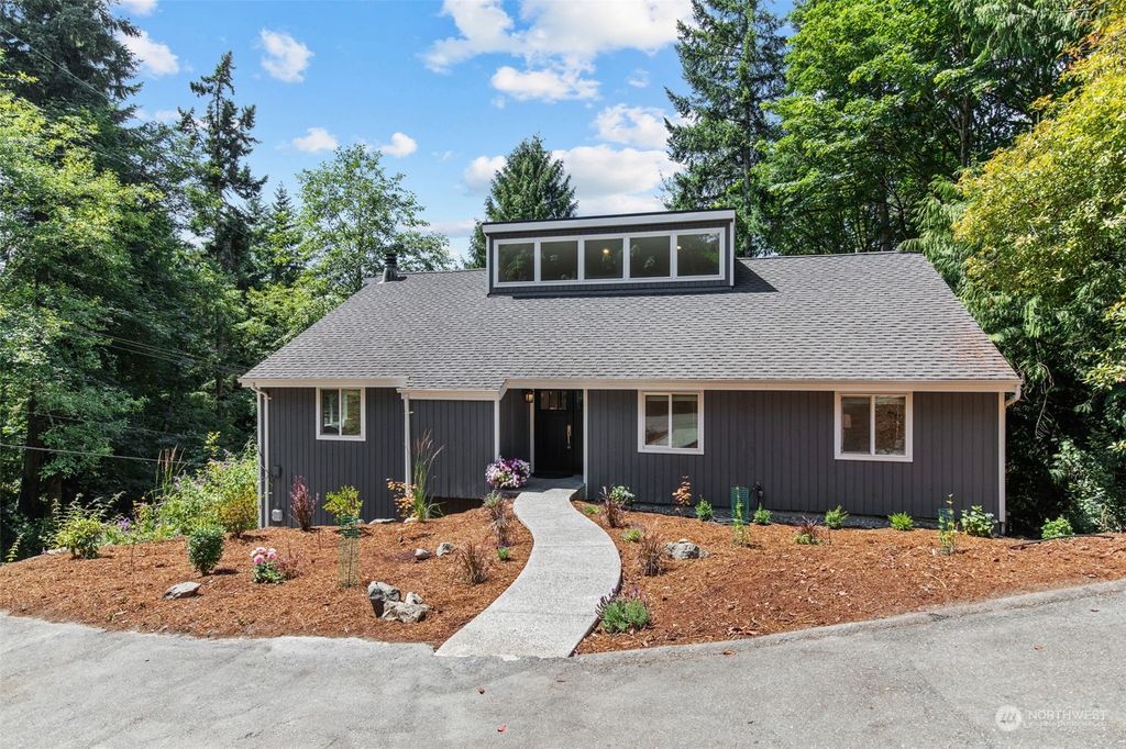 Photo of 4403 NE 195th Place, Lake Forest Park, WA 98155 (MLS # 2137978)