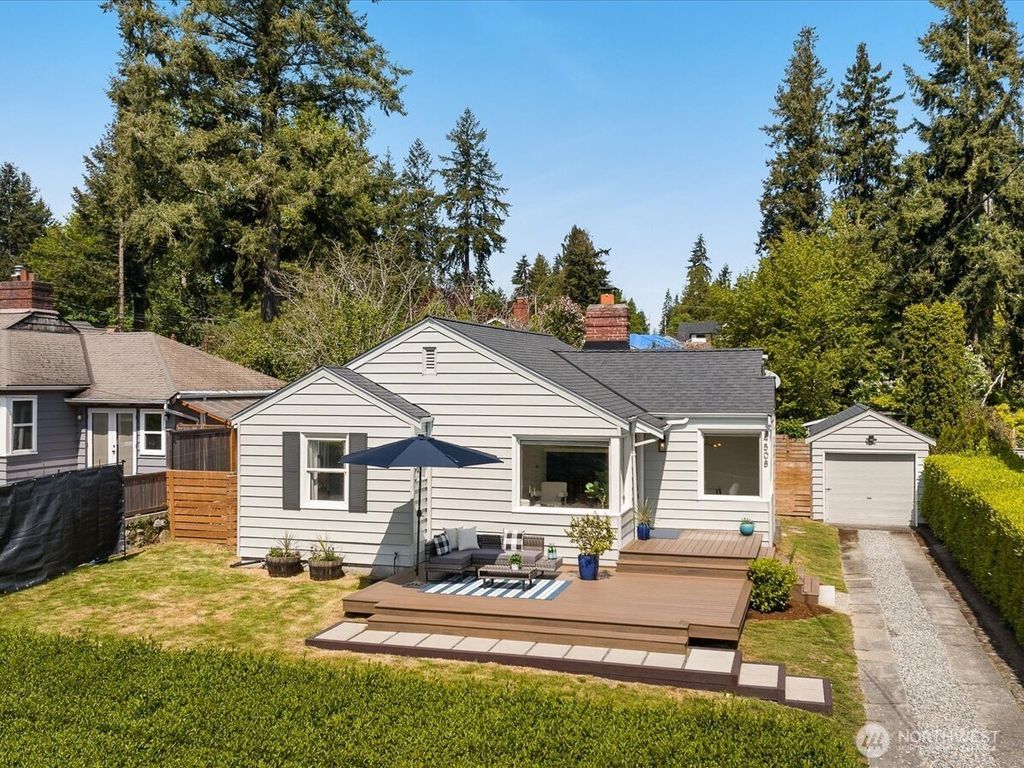 Photo of 4508 NE 107th Street, Seattle, WA 98125 (MLS # 2363525)