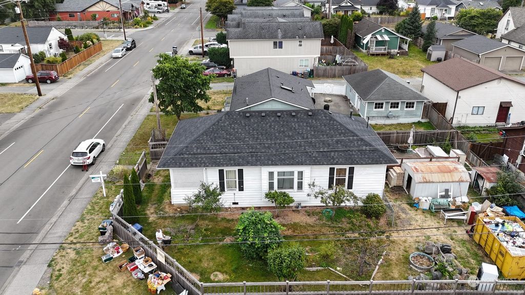 Photo of 202 E Galena Street, Granite Falls, WA 98252 (MLS # 2276620)