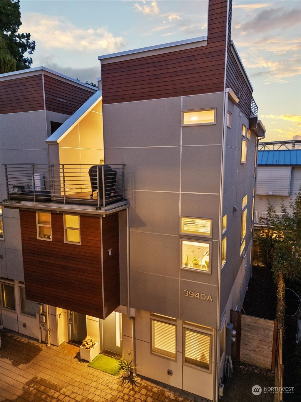 Photo of 3940 1st Avenue NE #A, Seattle, WA 98105 (MLS # 2304721)