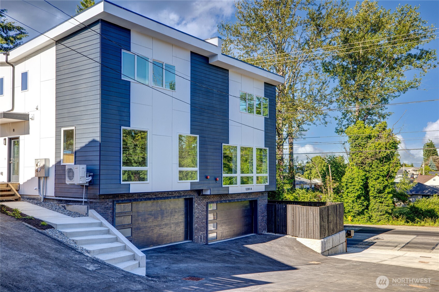 12215 Des Moines Memorial Drive S A