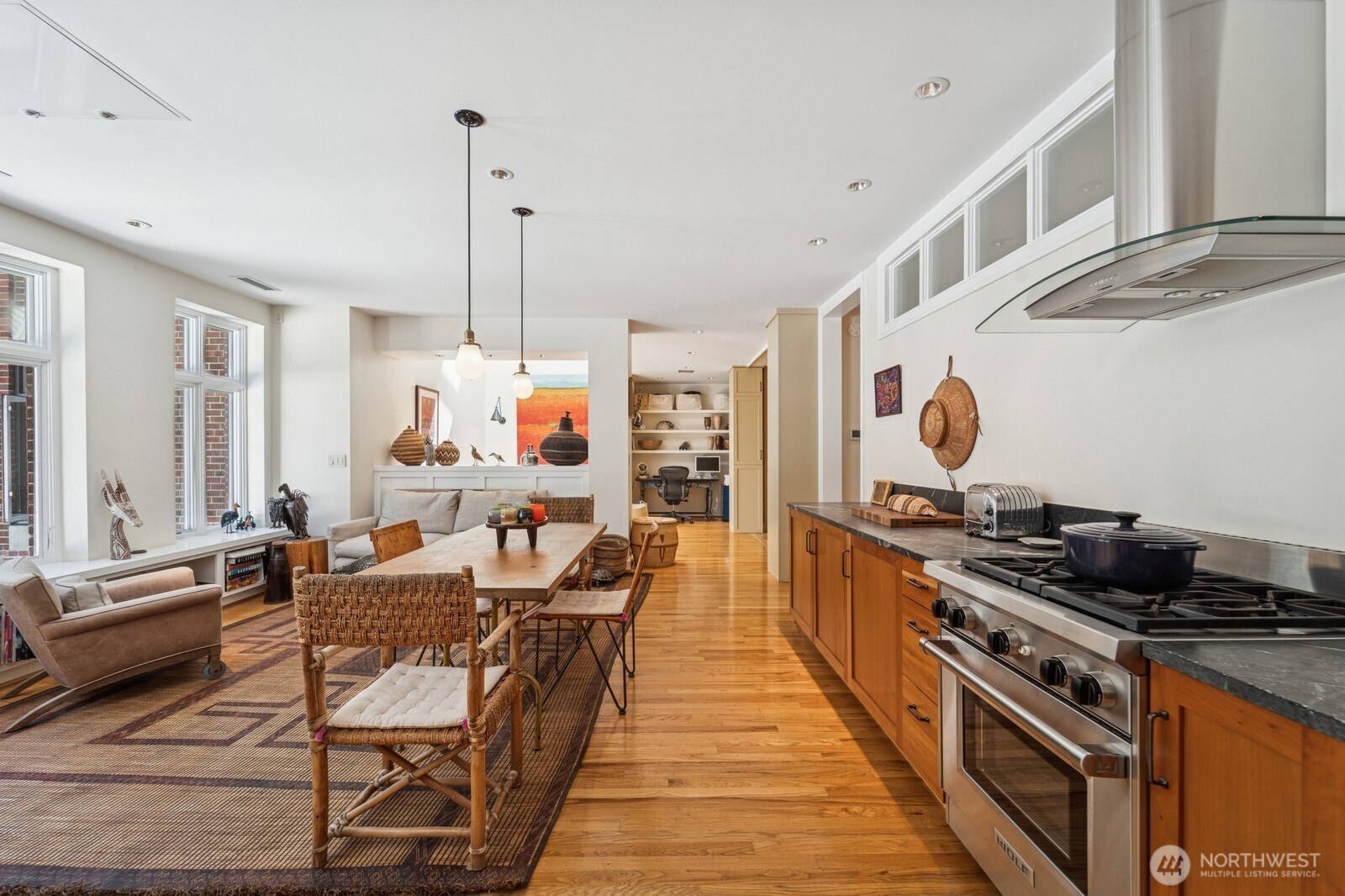 2809 Mount Rainier Drive S 4