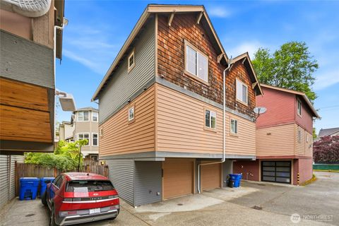 Photo of 725 N 95th Street #B, Seattle, WA 98103 (MLS # 2520632)