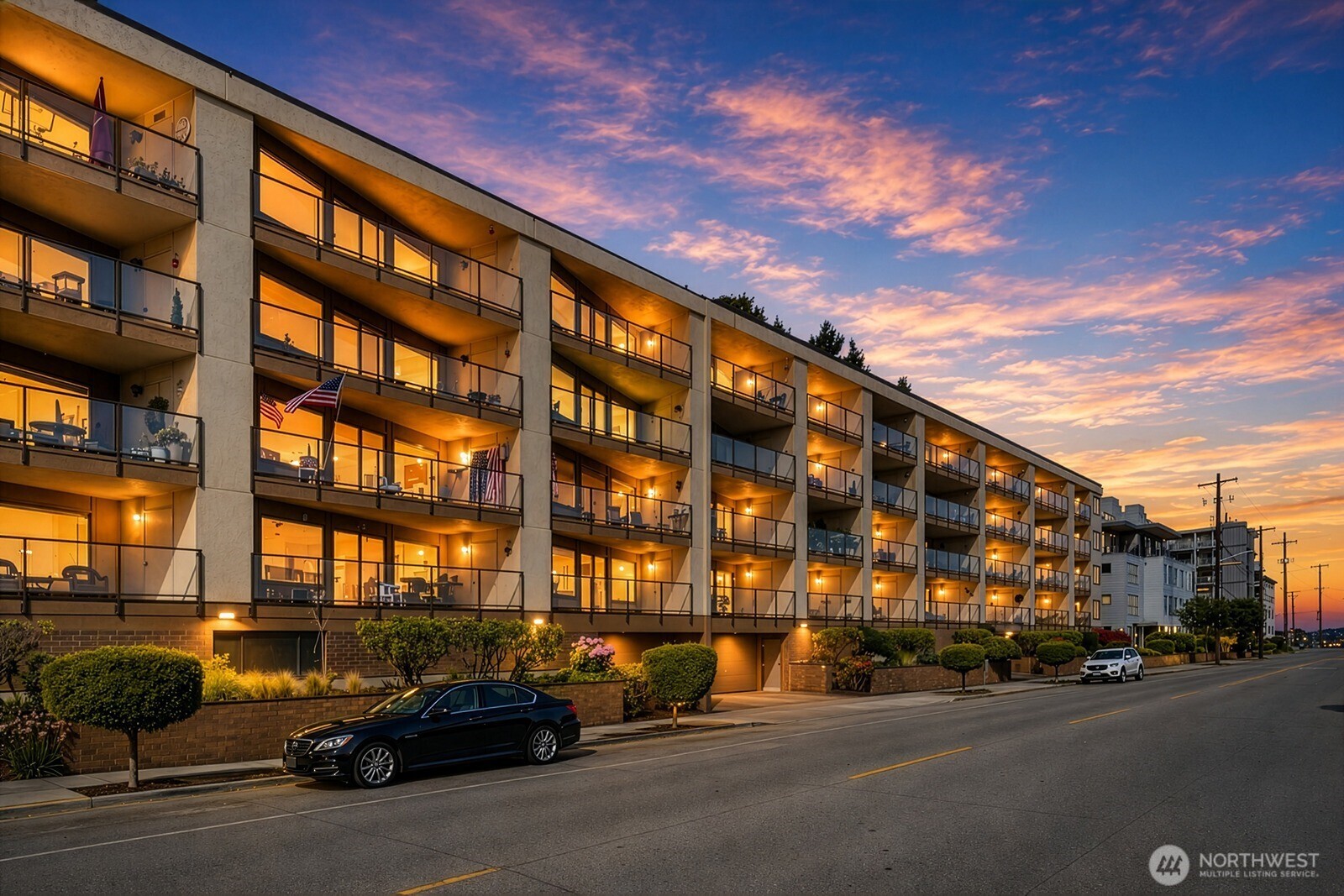 1221 Harbor Avenue SW 105