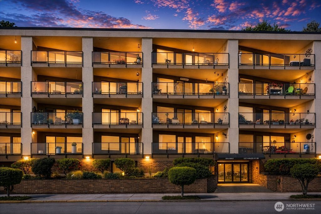 Photo of 1221 Harbor Avenue SW #105, Seattle, WA 98116 (MLS # 2521050)