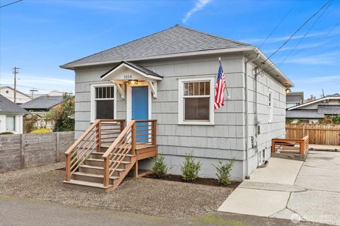 1016 Rockefeller Avenue Everett WA 98201