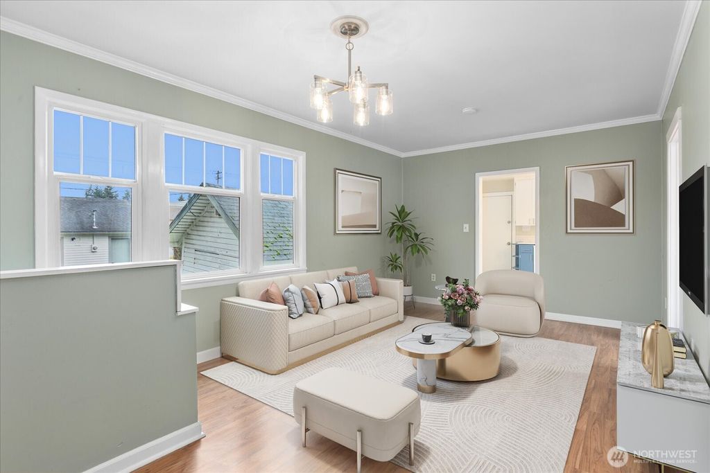 Photo of 1016 Rockefeller Avenue, Everett, WA 98201 (MLS # 2457553)