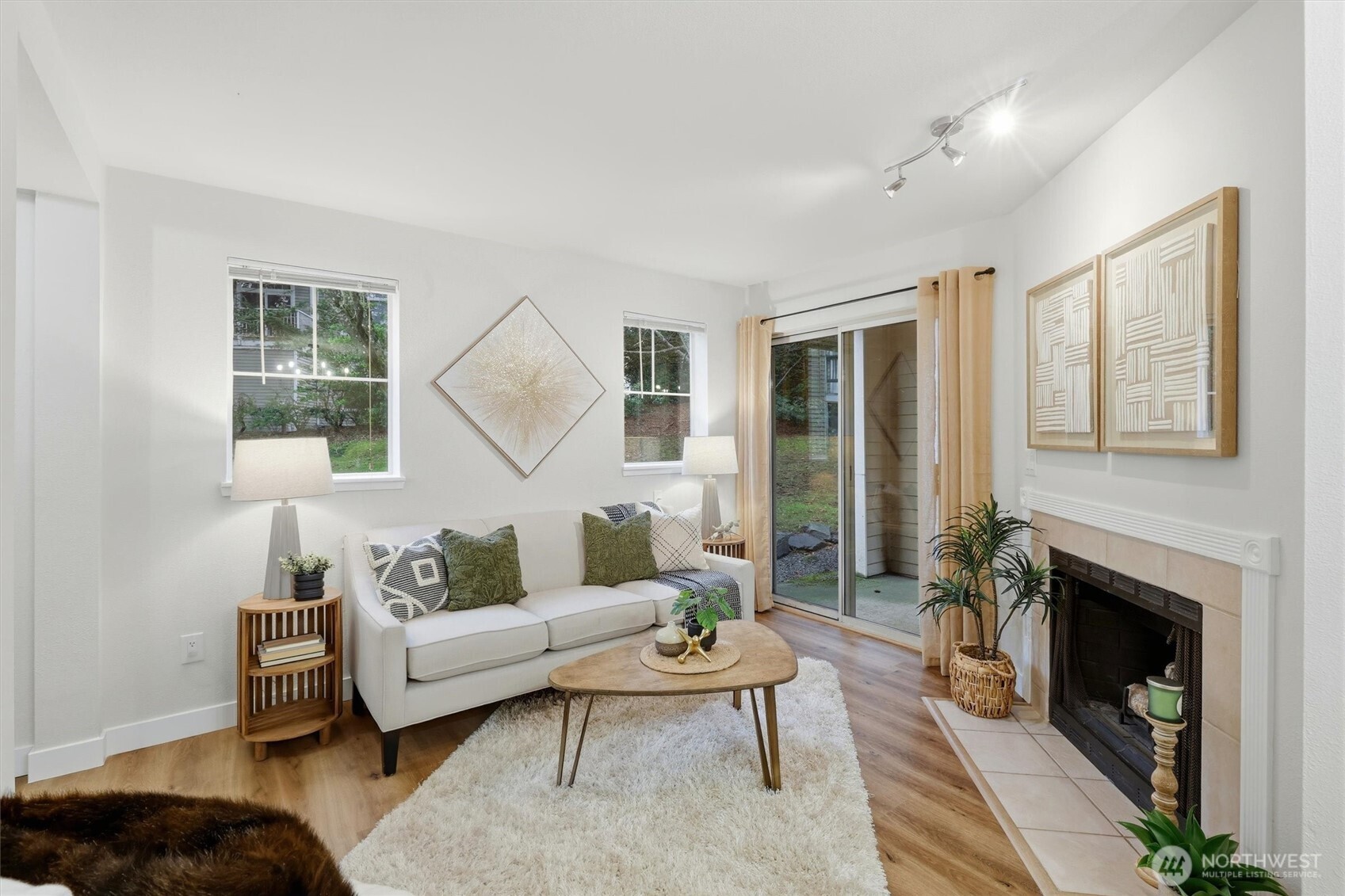 5300 Harbour Pointe Boulevard 310A