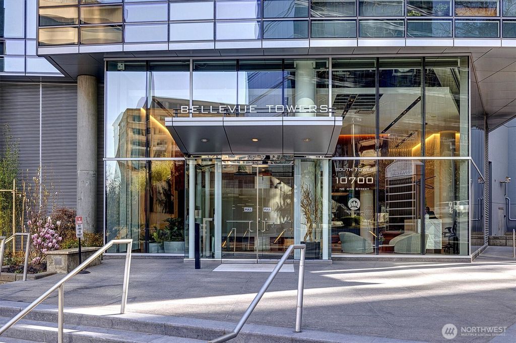 Photo of 10700 NE 4th Street #2712, Bellevue, WA 98004 (MLS # 2460158)