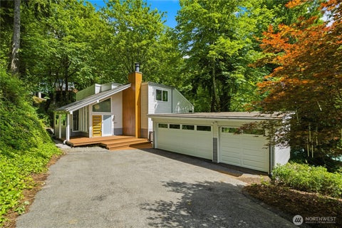 Photo of 4807 E Mercer Way, Mercer Island, WA 98040 (MLS # 2562065)