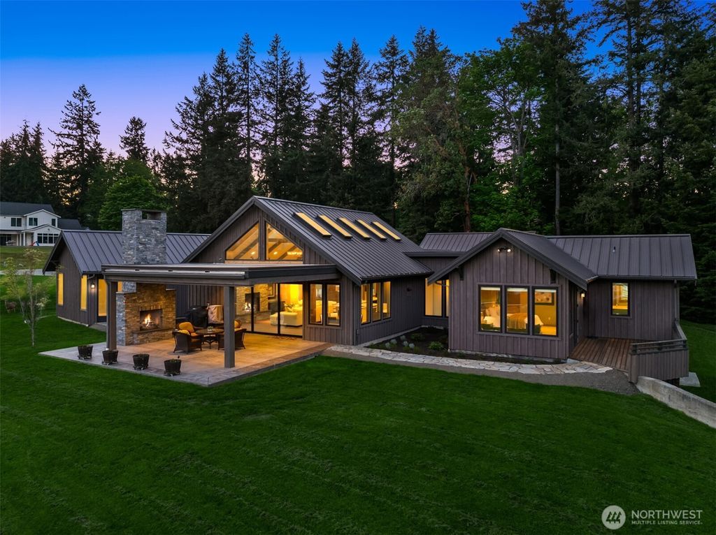 Photo of 26868 Sunnyview Lane NE, Kingston, WA 98346 (MLS # 2517932)