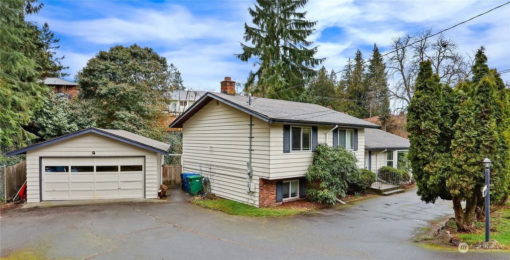 Photo of 8833 Earl Avenue NW, Seattle, WA 98117 (MLS # 2204184)