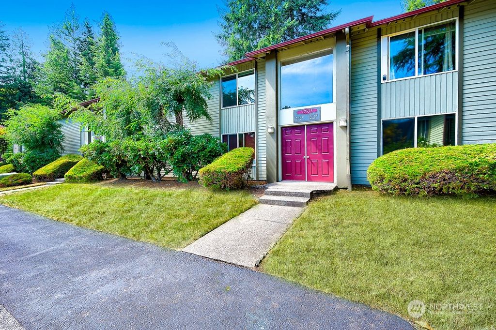 Photo of 17533 151st Avenue SE #8 11, Renton, WA 98058 (MLS # 2153428)