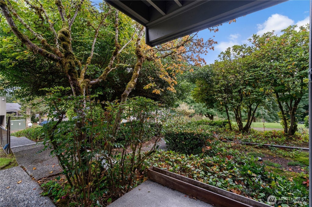 Photo of 6581 137th Place NE #482, Redmond, WA 98052 (MLS # 2583274)