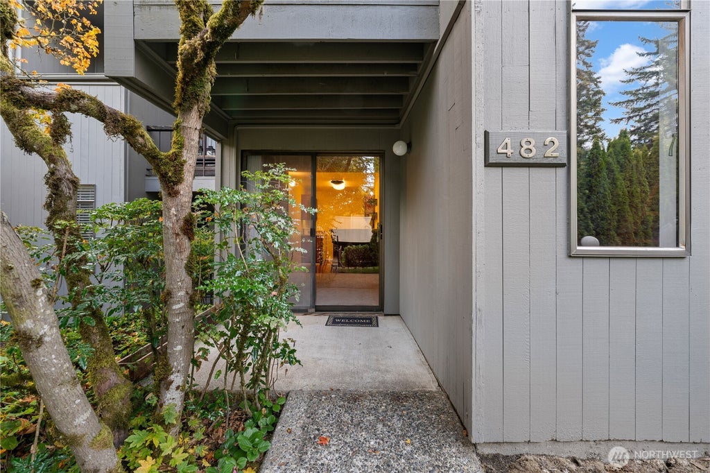 Photo of 6581 137th Place NE #482, Redmond, WA 98052 (MLS # 2583274)