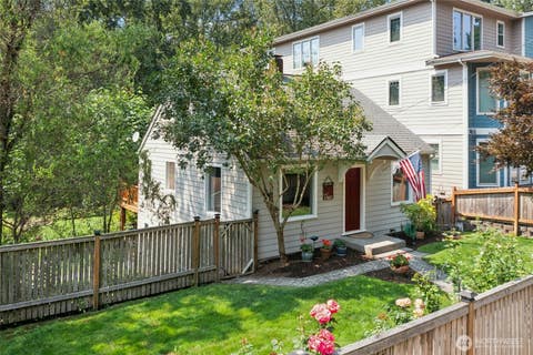 Photo of 18011 18005 83rd Avenue NE, Kenmore, WA 98028 (MLS # 2570114)