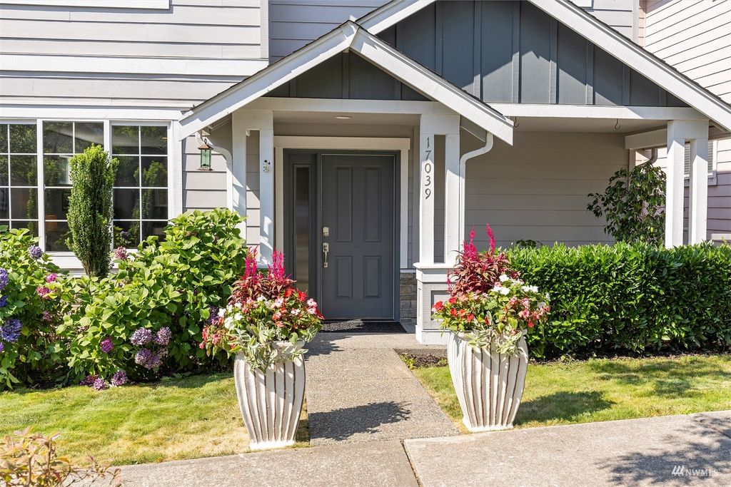 Photo of 17039 Woodside Drive SE, Renton, WA 98058 (MLS # 1977276)