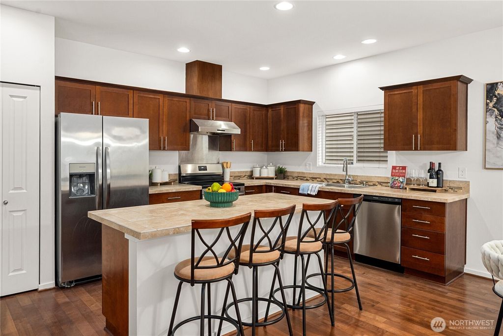 Photo of 1752 42nd Street NE, Auburn, WA 98002 (MLS # 2475703)