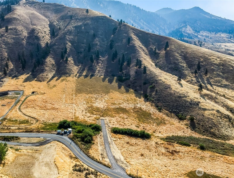 2 NAHAHUM CANYON Road