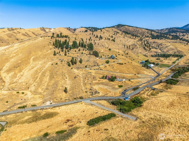 2 NAHAHUM CANYON Road