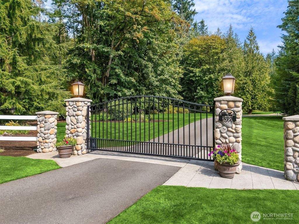 Photo of 5222 233rd Place NE, Arlington, WA 98223 (MLS # 2434370)