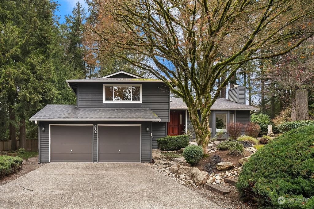Photo of 3202 218th Avenue SE, Sammamish, WA 98075 (MLS # 2182973)