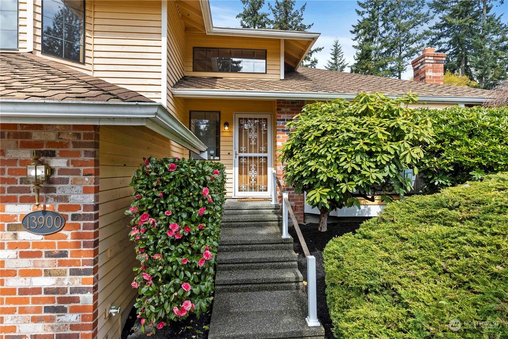Photo of 13900 14th Drive SE, Mill Creek, WA 98012 (MLS # 2217501)