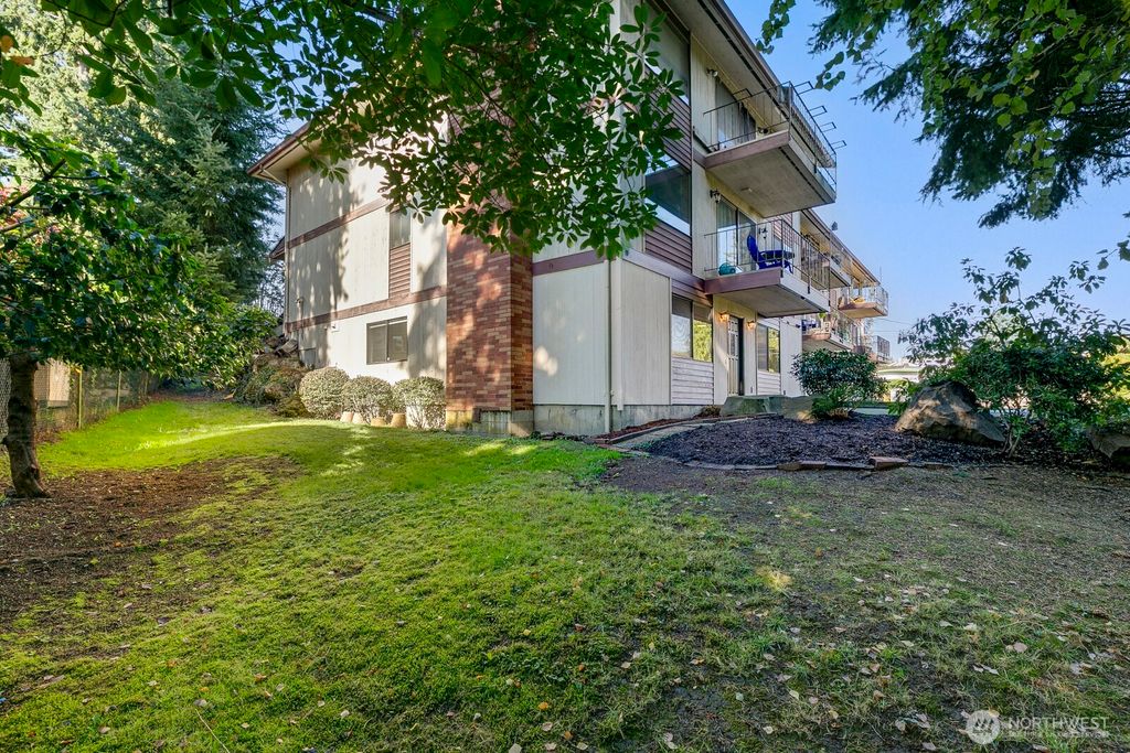 Photo of 2418 Euclid Avenue, Everett, WA 98203 (MLS # 2444455)