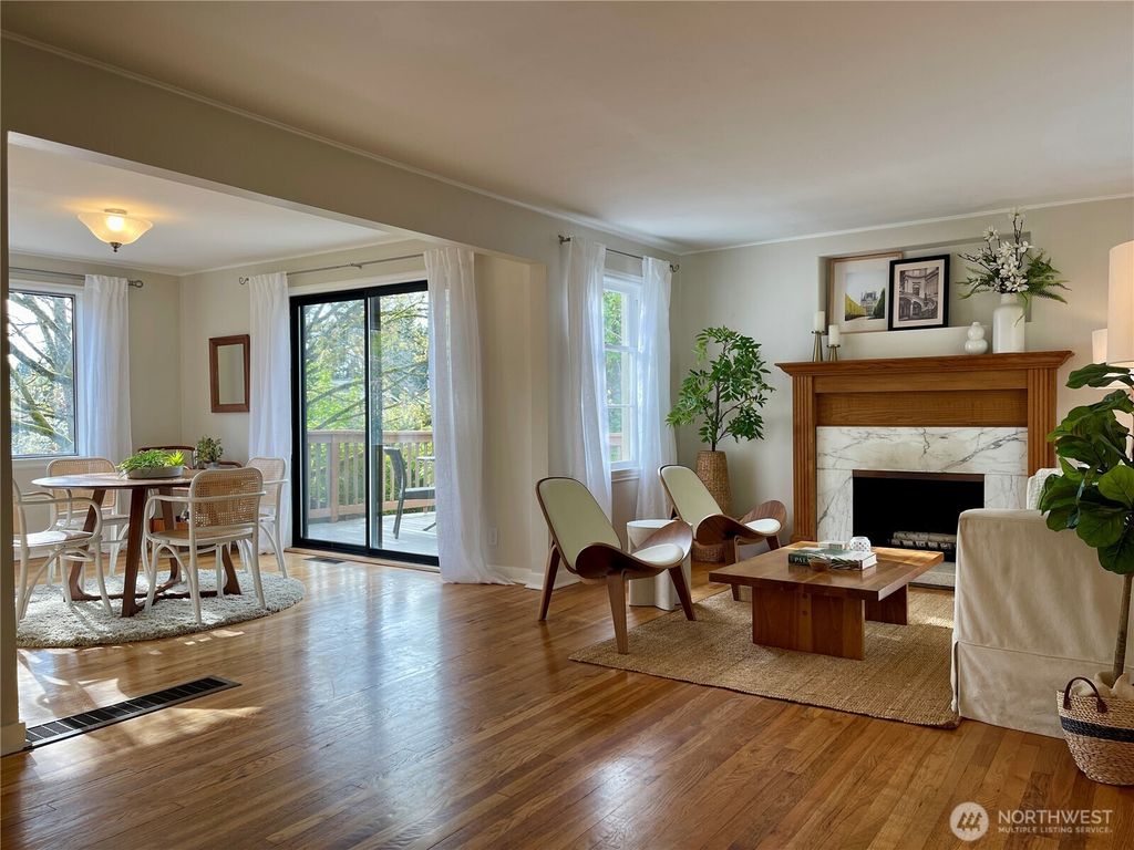 Photo of 6232 38th Avenue NE, Seattle, WA 98115 (MLS # 2343472)