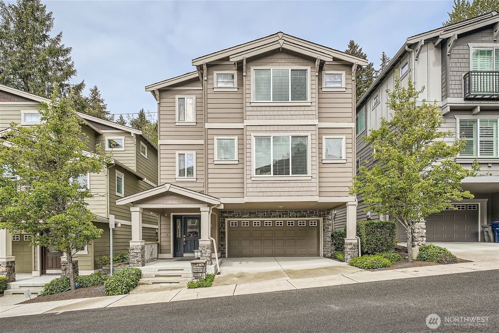 Photo of 10502 SE 10th Court #9, Bellevue, WA 98004 (MLS # 2388794)